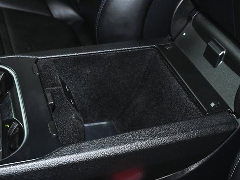 Used 2020 Porsche Cayenne E-Hybrid image 48