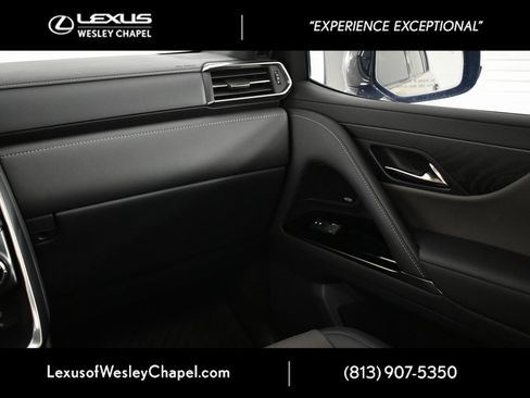 Used 2025 Lexus LX 700h Overtrail image 26