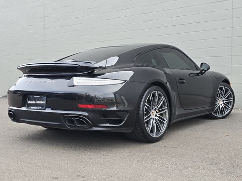Used 2014 Porsche 911 Turbo S image 9