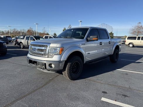 Used 2013 Ford F150 XLT w/ Luxury Equipment Group image 3