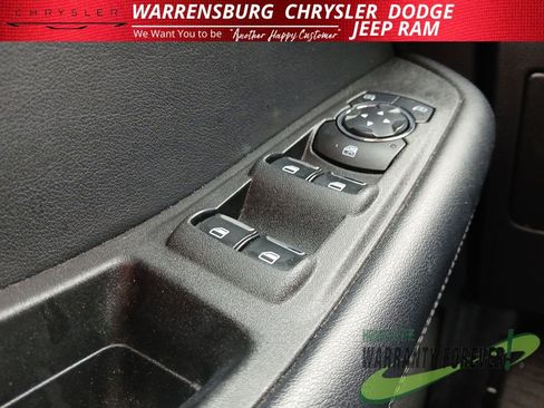 Used 2024 Ford Edge SEL AWD/4WD image 25
