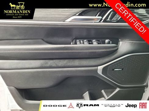 Certified 2023 Jeep Wagoneer L Series II AWD/4WD image 14