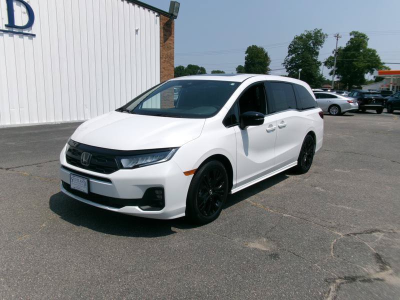 Used 2025 Honda Odyssey Sport-L image 2