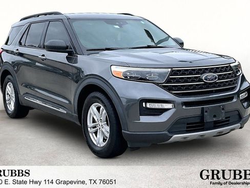 Used 2020 Ford Explorer XLT w/ Equipment Group 202A image 1