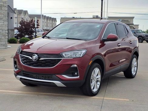 Used 2023 Buick Encore GX Preferred w/ Cold Weather Comfort Package image 3