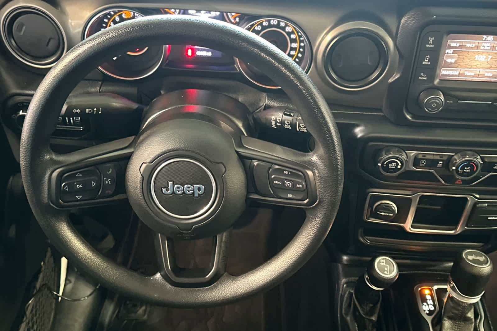Used 2021 Jeep Wrangler Unlimited Sport AWD/4WD image 16