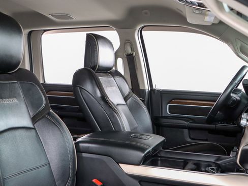 Used 2024 RAM 3500 Laramie w/ Bed Utility Group image 27