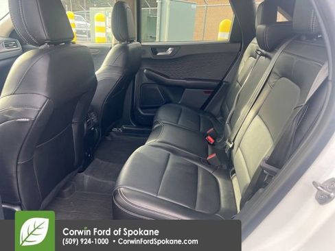 Used 2020 Ford Escape Titanium w/ Titanium Premium Package 2.0 image 11