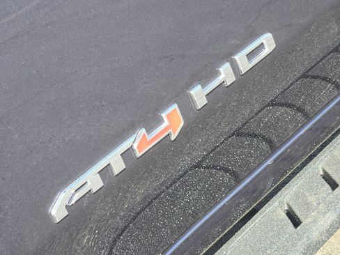 New 2026 GMC Sierra 2500 AT4 w/ AT4 Premium Plus Package AWD/4WD image 8