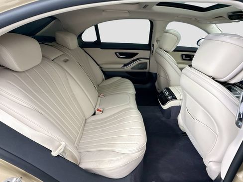 Certified 2023 Mercedes-Benz S 500 4MATIC image 21