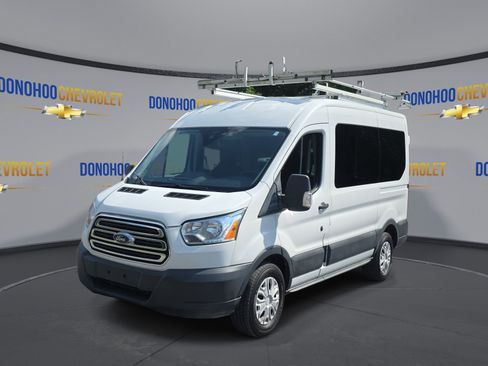 Used 2018 Ford Transit 150 XLT RWD image 4