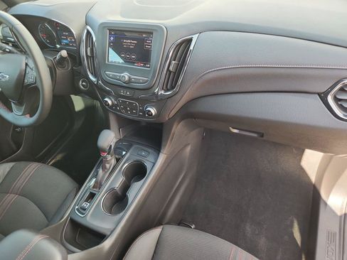 Used 2023 Chevrolet Equinox RS w/ LPO, Floor Liner Package FWD image 27