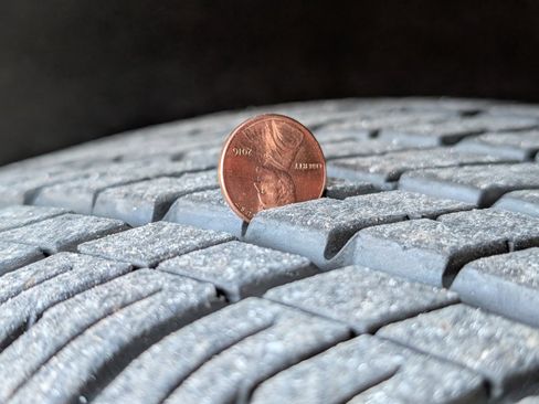 Used 2025 Chrysler Voyager LX image 27