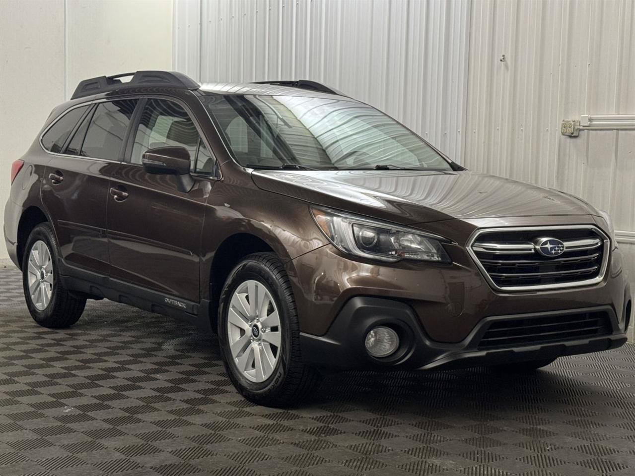Used 2019 Subaru Outback 2.5i Premium AWD/4WD image 6
