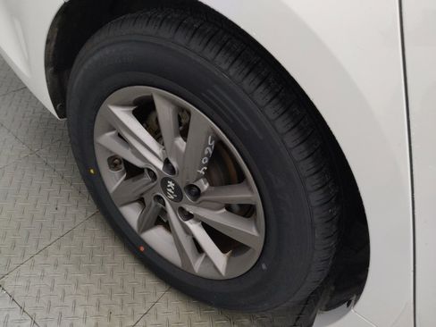 Used 2018 Kia Optima LX w/ Convenience Package FWD image 31