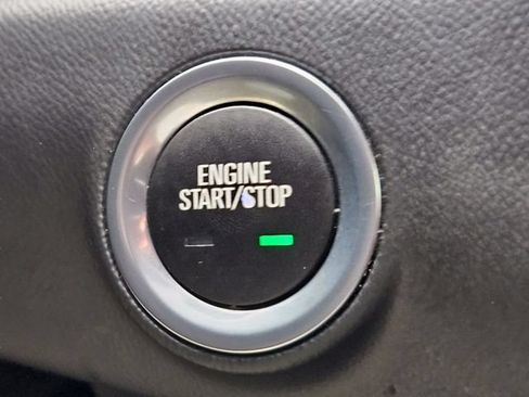 Used 2023 GMC Terrain SLE w/ Driver Convenience Package FWD image 14