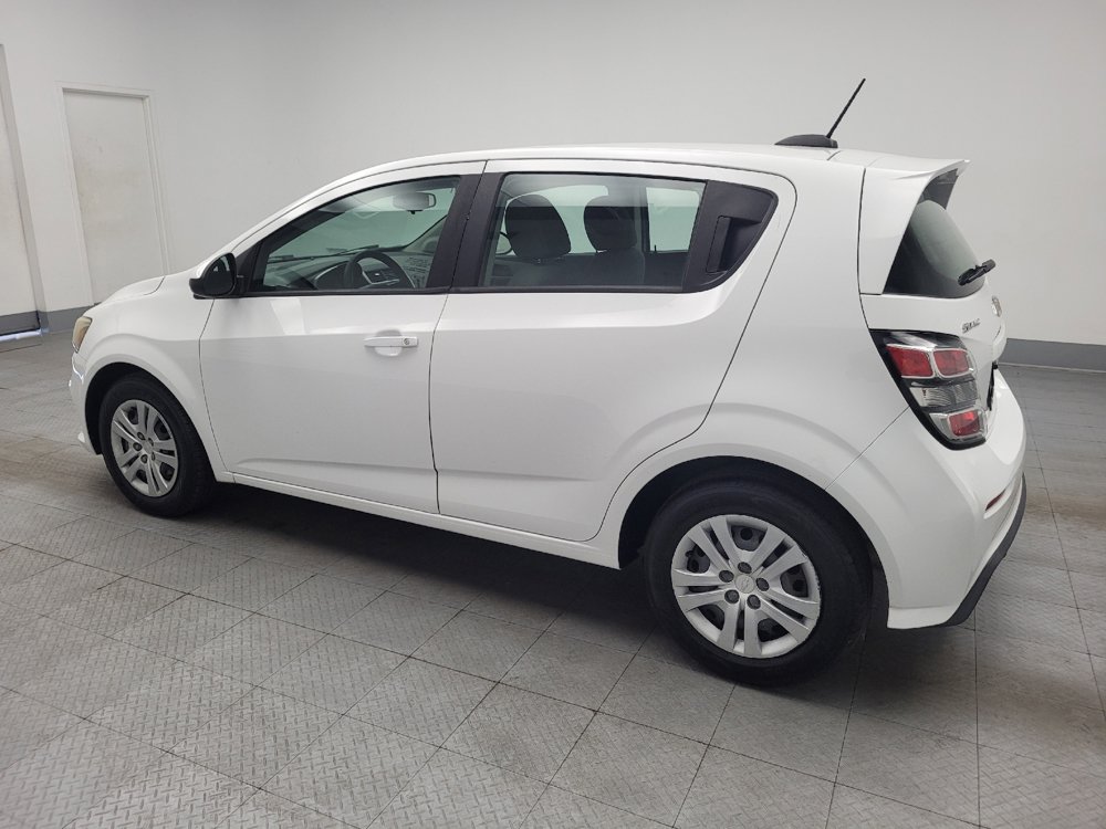 Used 2017 Chevrolet Sonic LT FWD image 3