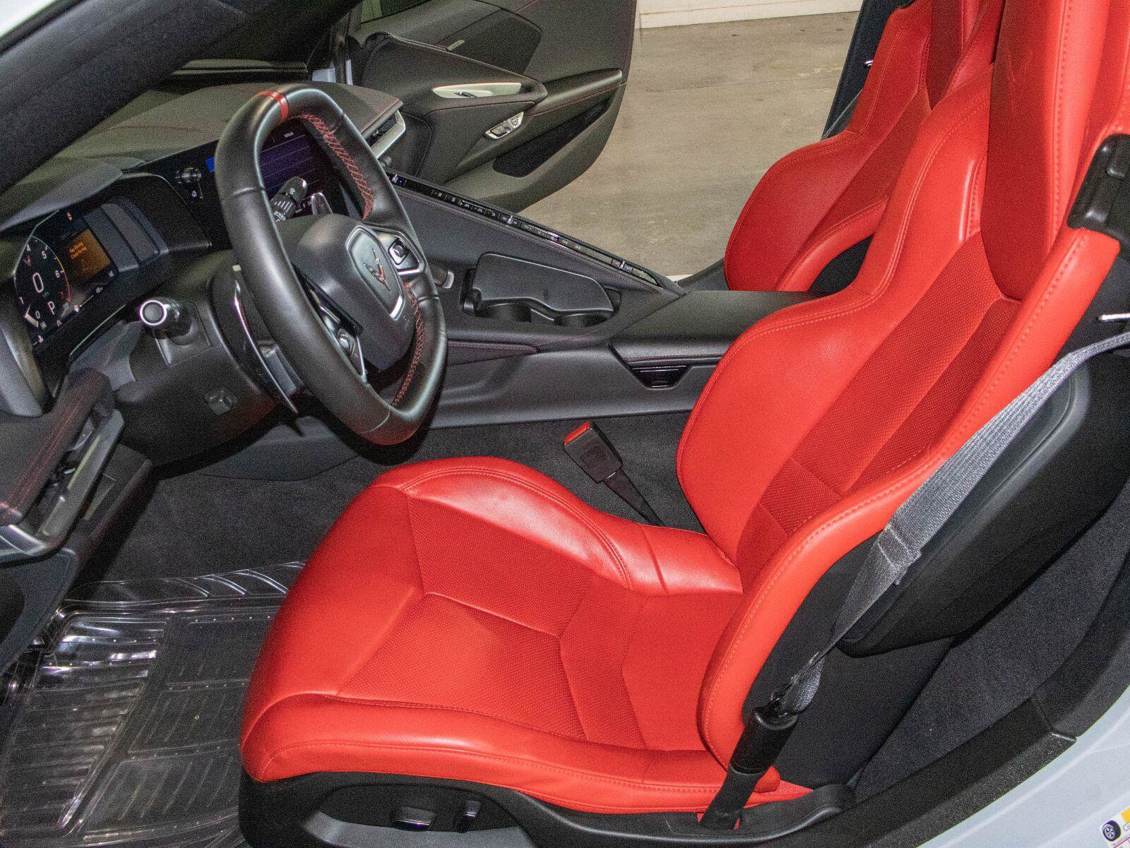 Used 2023 Chevrolet Corvette Stingray Coupe RWD image 6