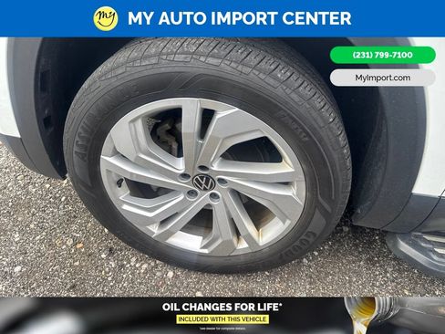 Used 2020 Volkswagen Atlas Cross Sport SE w/ Towing Package AWD/4WD image 6