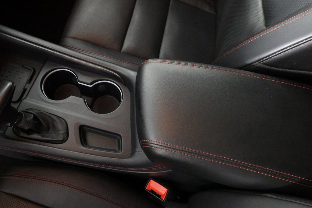 Used 2025 Dodge Durango GT AWD/4WD image 37
