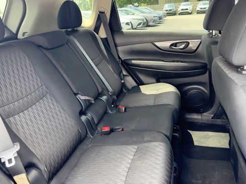 Used 2019 Nissan Rogue S w/ Special Edition Package AWD/4WD image 23