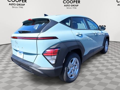 New 2026 Hyundai Kona SE image 7