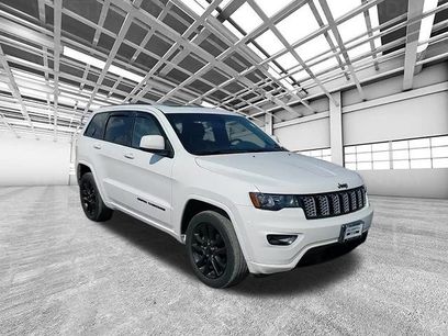 Used 2020 Jeep Grand Cherokee Altitude