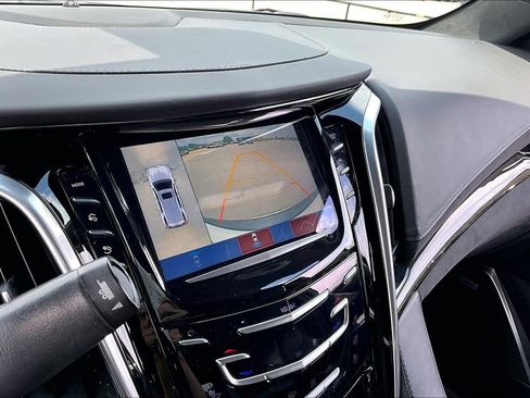 Used 2020 Cadillac Escalade ESV Platinum AWD/4WD image 23