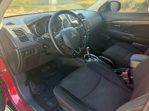 Used 2016 Mitsubishi Outlander Sport ES image 9