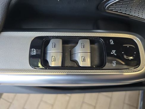 Used 2024 Mercedes-Benz E 350 4MATIC Sedan image 30