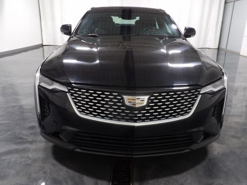 Used 2021 Cadillac CT4 Premium Luxury image 3