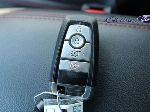 Used 2024 Ford Escape ST-Line image 25