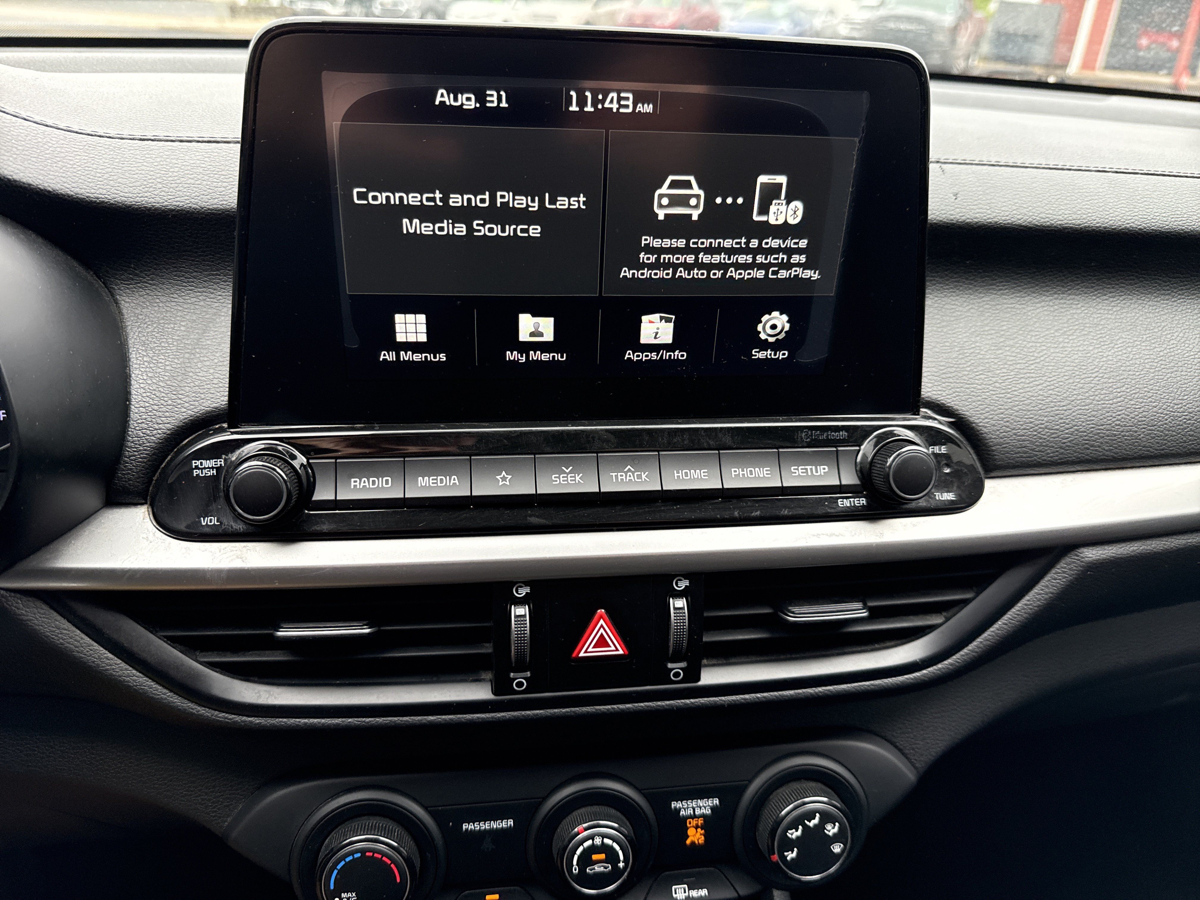Used 2020 Kia Forte LXS FWD image 25