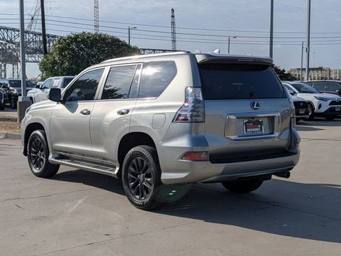 Used 2022 Lexus GX 460 Premium w/ Premium Package AWD/4WD image 8