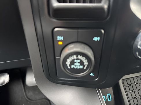 Used 2024 Ford F150 XLT w/ Equipment Group 303A High image 26