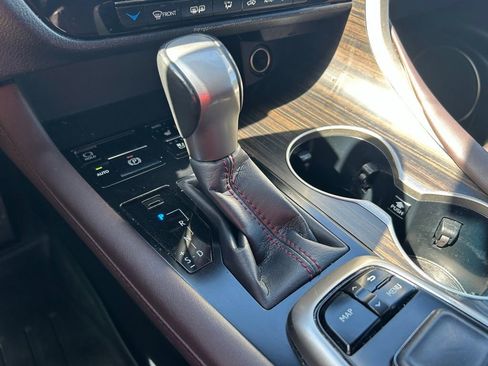 Used 2017 Lexus RX 350 AWD w/ Premium Package image 28