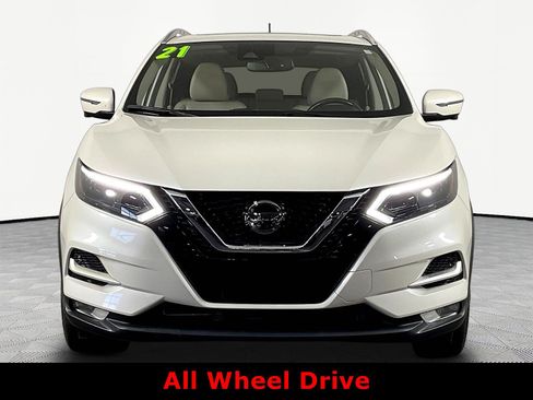 Used 2021 Nissan Rogue Sport SL w/ Premium Package AWD/4WD image 2