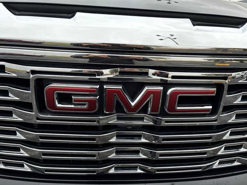 Used 2023 GMC Sierra 1500 Denali w/ Denali Reserve Package image 30