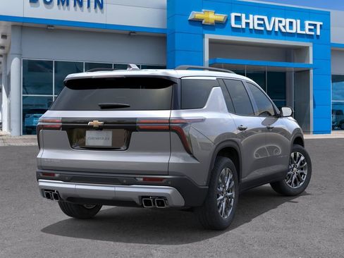 New 2026 Chevrolet Traverse LT FWD image 5