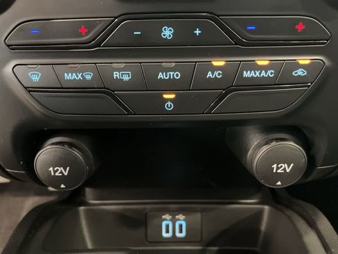 Used 2023 Ford Ranger XLT w/ Equipment Group 301A Mid AWD/4WD image 18