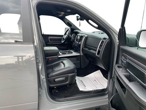 Used 2022 RAM 1500 Classic Warlock w/ Ceramic Grey Warlock Package AWD/4WD image 19