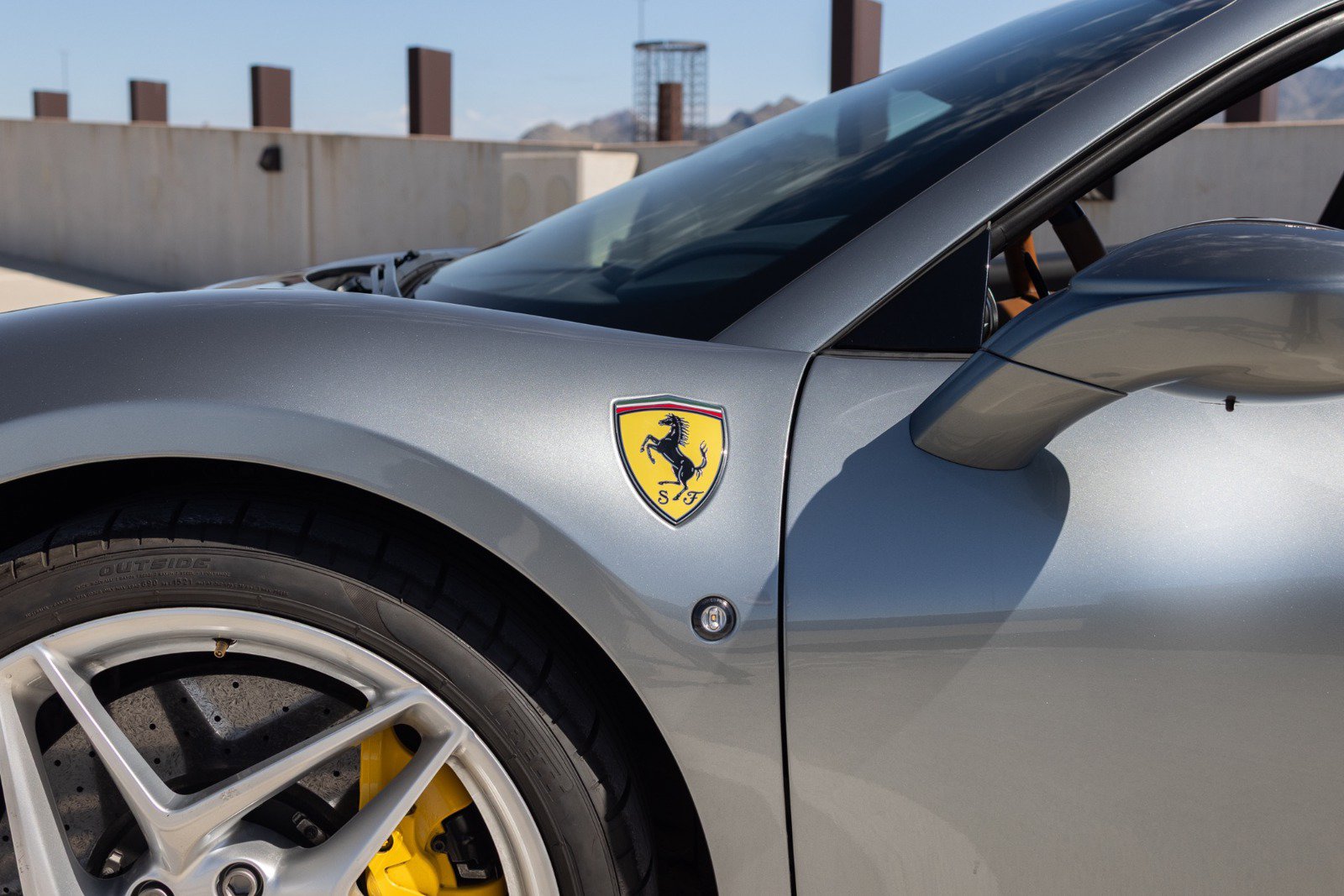 Used 2021 Ferrari F8 Tributo RWD image 17