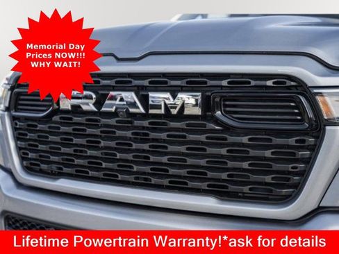New 2025 RAM 1500 Big Horn AWD/4WD image 12