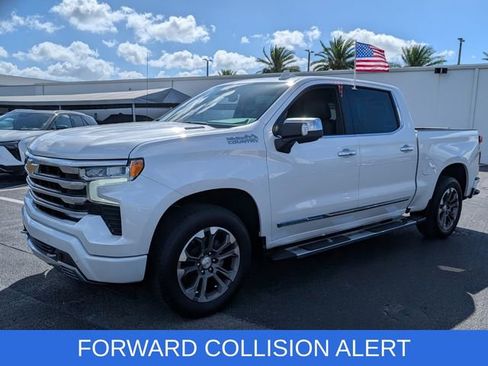 Used 2024 Chevrolet Silverado 1500 High Country RWD image 3