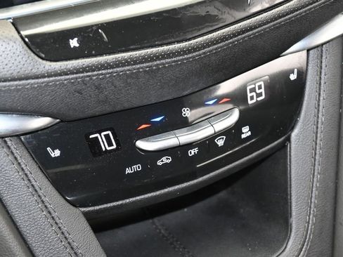 Used 2024 Cadillac XT5 Luxury image 24