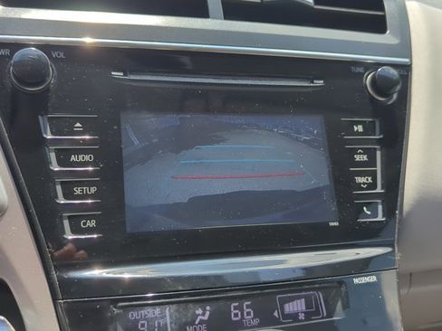 Certified 2017 Toyota Prius V Two FWD image 21