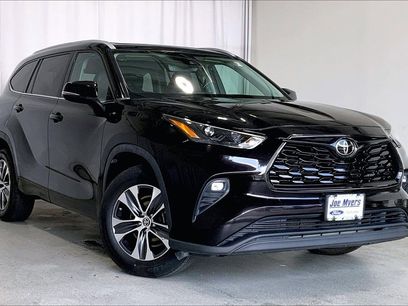 Used 2022 Toyota Highlander XLE