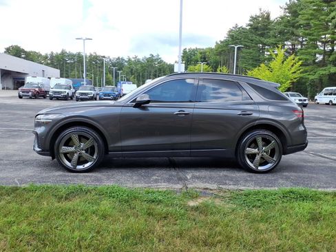 Used 2023 Genesis GV70 3.5T Sport w/ Sport Prestige Package AWD/4WD image 7