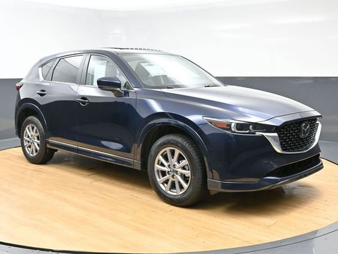 Used 2025 MAZDA CX-5 AWD 2.5 S w/ Preferred Package image 3