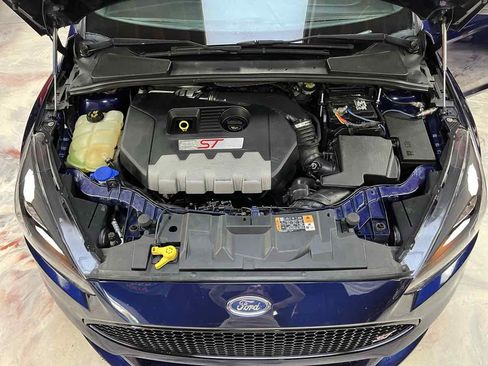 Used 2016 Ford Focus ST FWD image 34